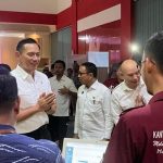 Menteri AHY Blusukan ke Manado, Bagi-Bagi Sertifikat Tanah