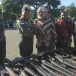235 Senjata Rakitan Diterima TNI dari Warga Perbatasan RI-RDTL
